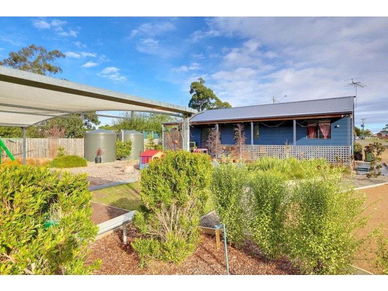 9 Lewis Court, Lewisham TAS 7173