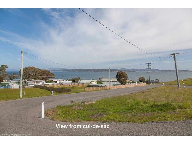 11 Norfolk Crescent, Primrose Sands TAS 7173