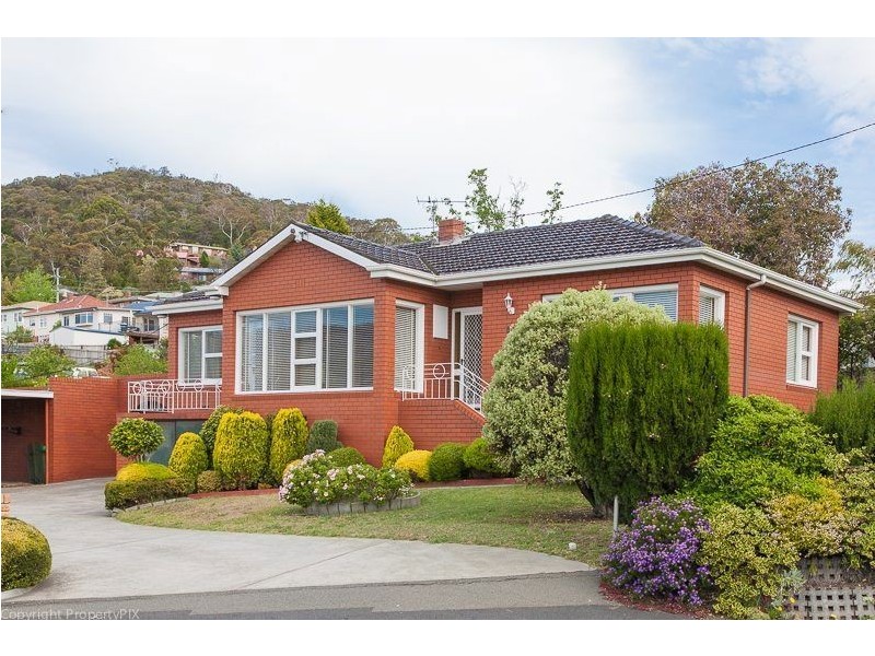 80 East Derwent Highway, Lindisfarne TAS 7015