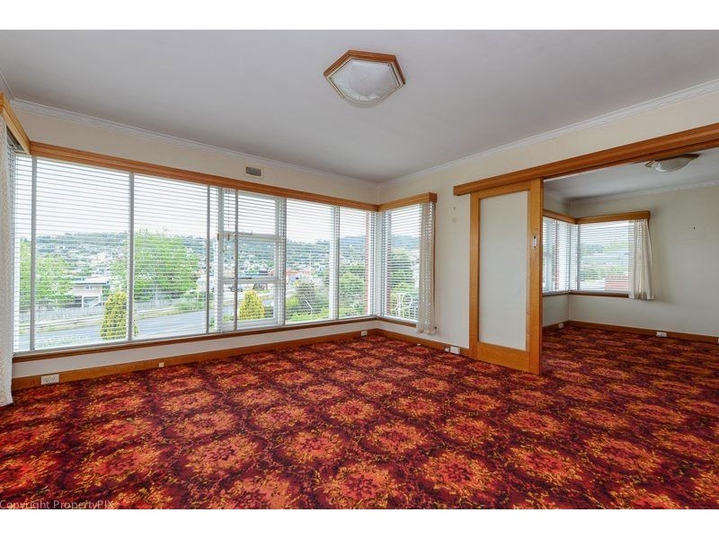 80 East Derwent Highway, Lindisfarne TAS 7015