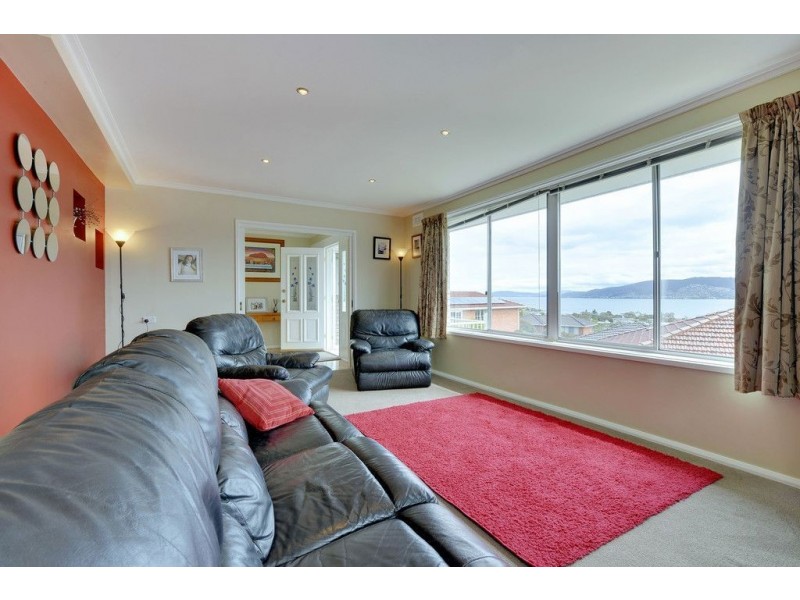 8 Eden Place, Howrah TAS 7018
