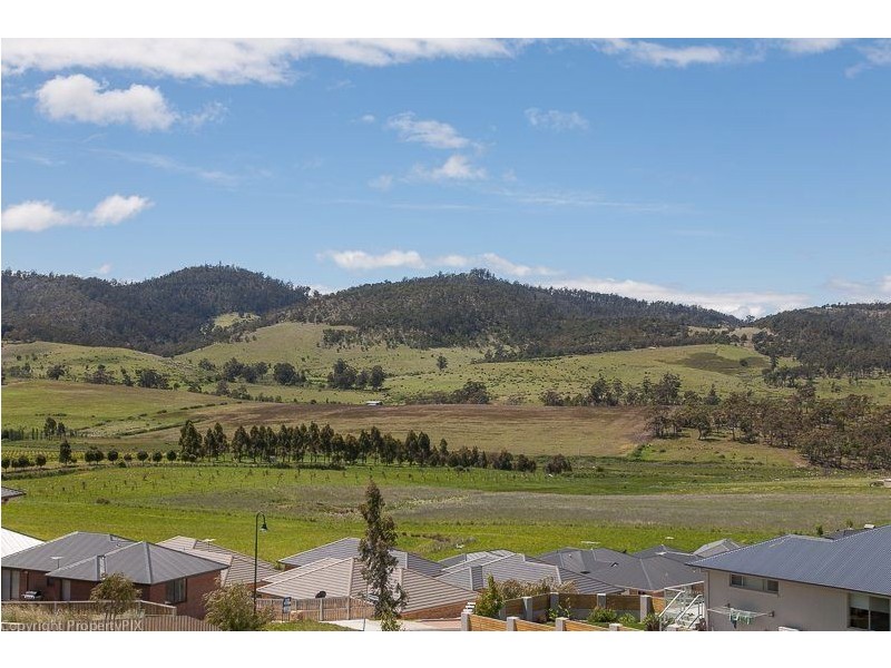 2 Betsy Mack Place, Howrah TAS 7018