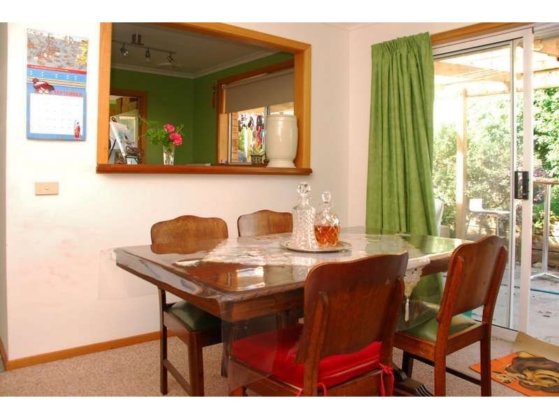 8 Shawnlee Court, Old Beach TAS 7017