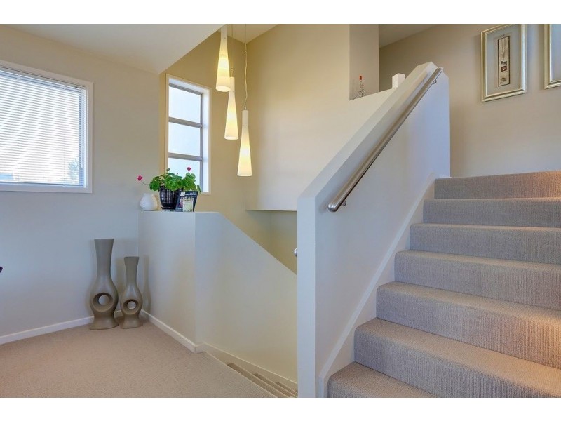 2/16 Skala Road, Tranmere TAS 7018