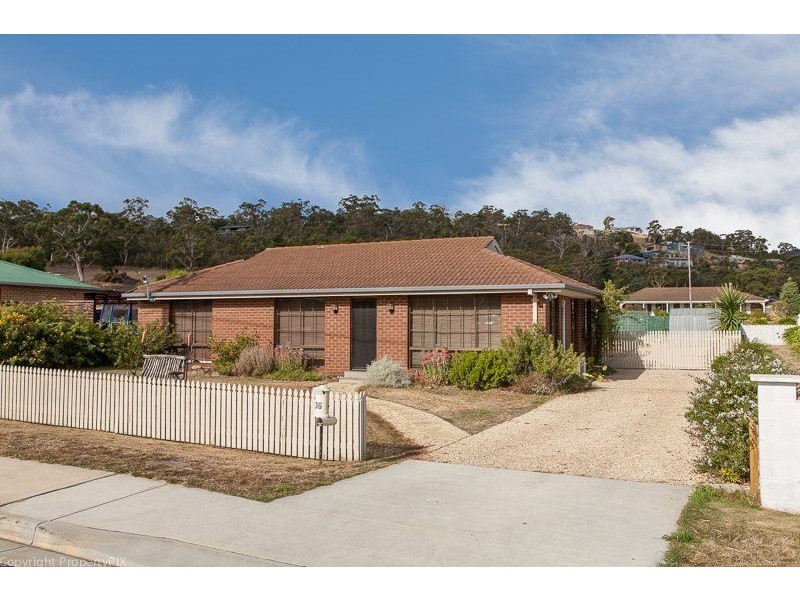 36 Jetty Road, Old Beach TAS 7017
