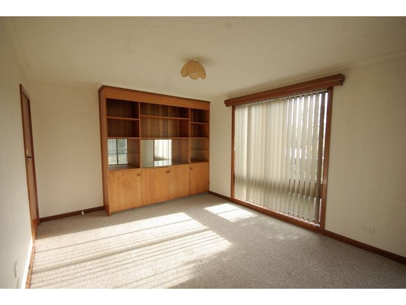 2/48 Surf Road, Seven Mile Beach TAS 7170