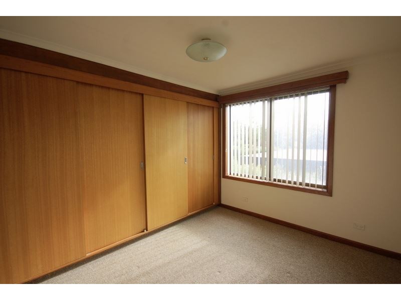 2/48 Surf Road, Seven Mile Beach TAS 7170