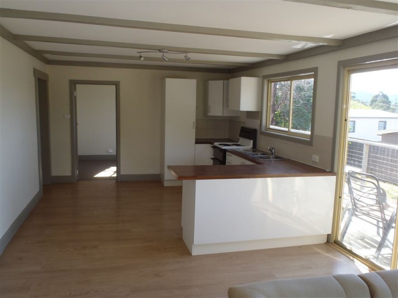 22 Mola Court, White Beach TAS 7184