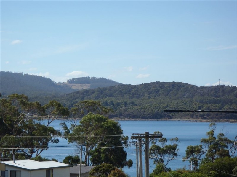 22 Mola Court, White Beach TAS 7184