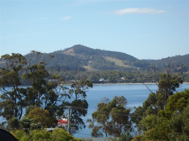22 Mola Court, White Beach TAS 7184