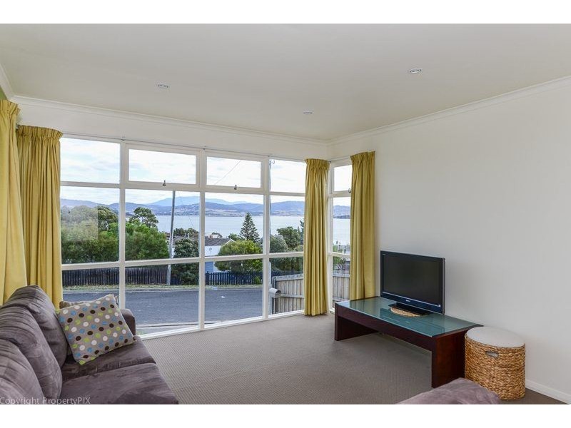 3 Brady Street, Midway Point TAS 7171