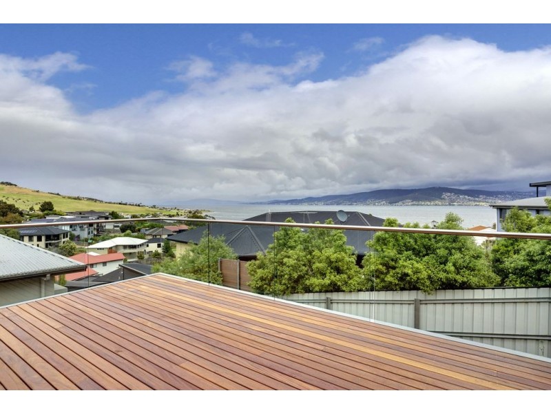 635 Oceana Drive, Tranmere TAS 7018