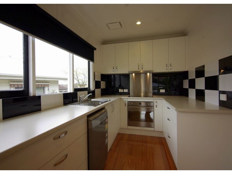 31 Hilton Road, Claremont TAS 7011