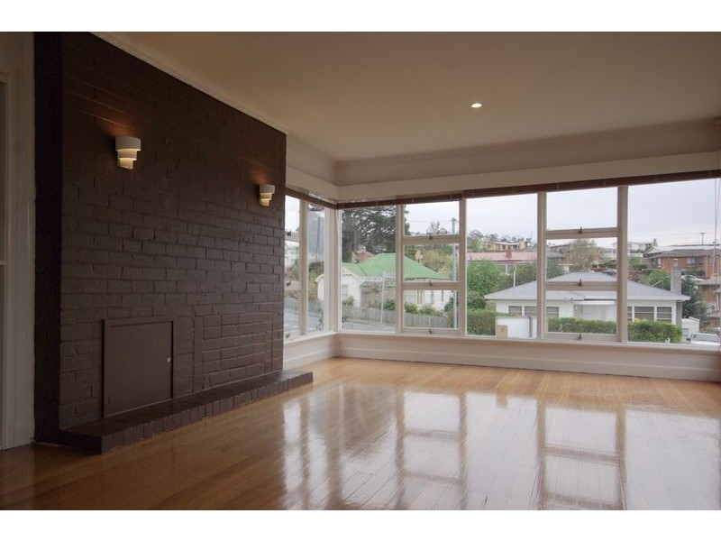 31 Hilton Road, Claremont TAS 7011