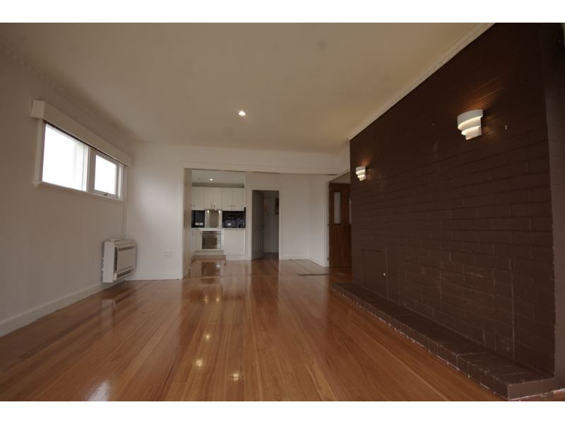 31 Hilton Road, Claremont TAS 7011