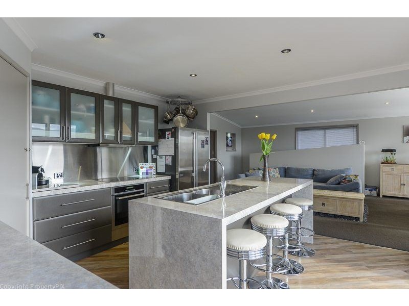 34 Copley Road, Lenah Valley TAS 7008