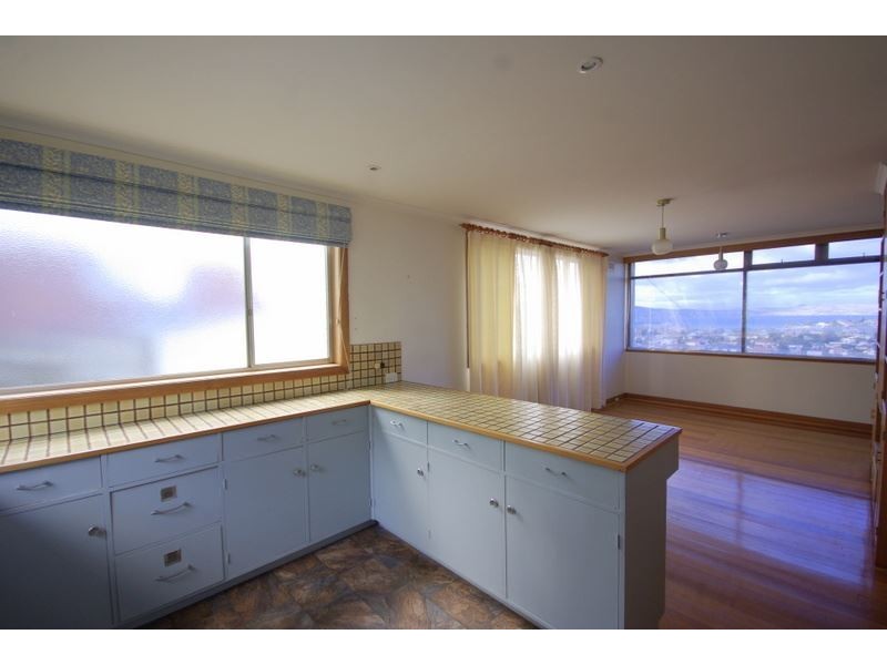 57 Leura Street, Rosny TAS 7018