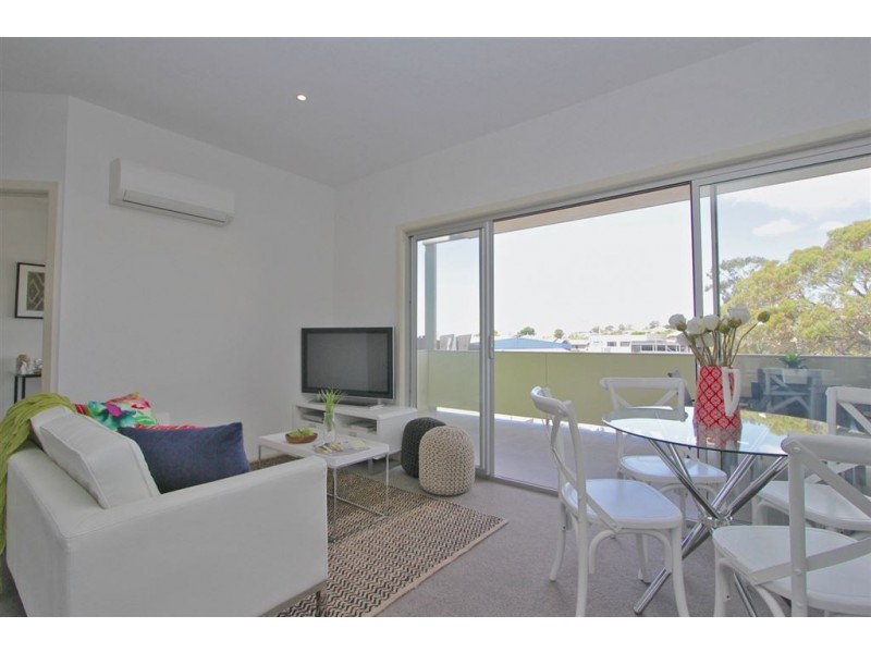 10-18-22/3 Clarence Street, Bellerive TAS 7018