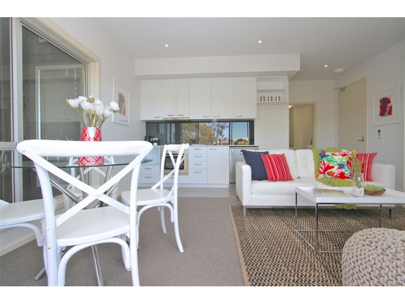 10-18-22/3 Clarence Street, Bellerive TAS 7018