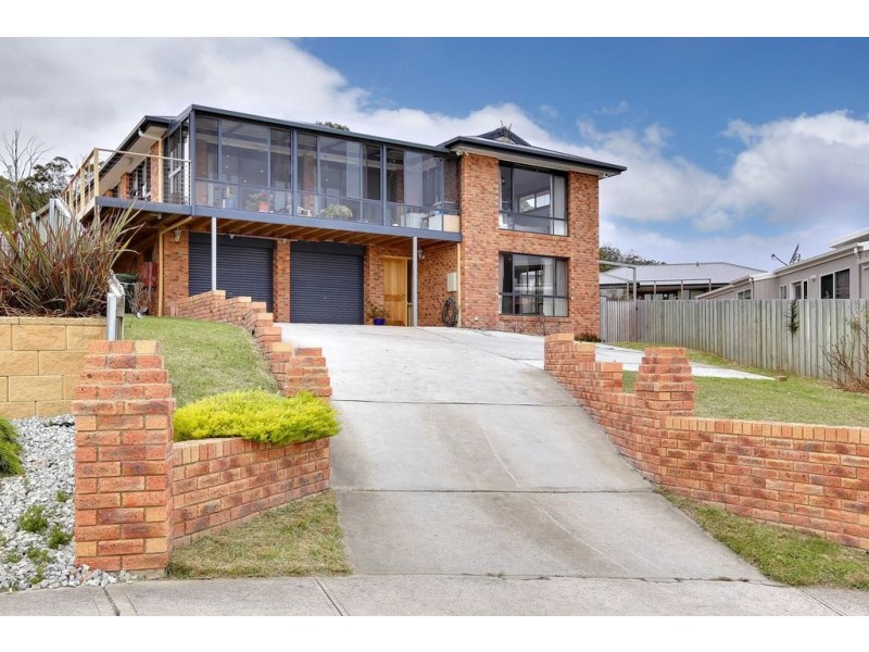 10 Erica Place, Oakdowns TAS 7019
