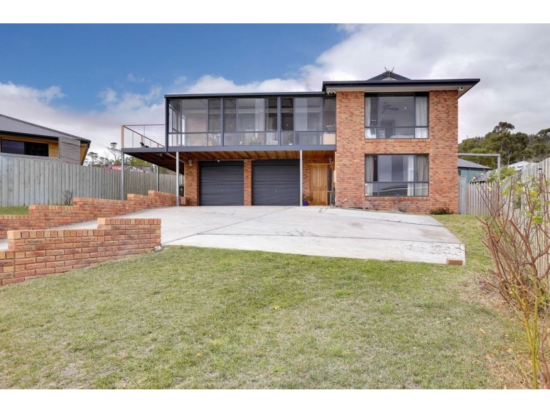 10 Erica Place, Oakdowns TAS 7019