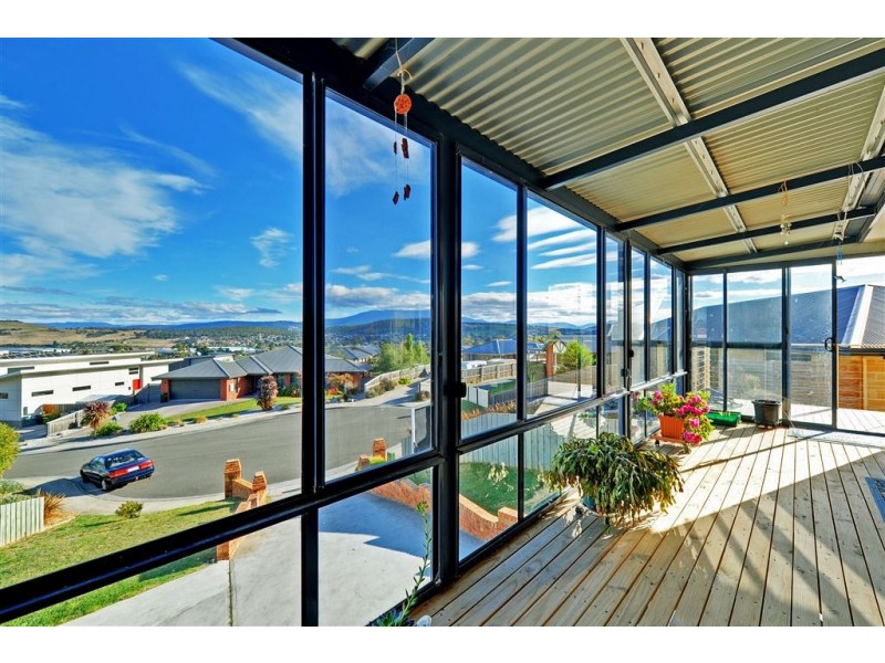 10 Erica Place, Oakdowns TAS 7019