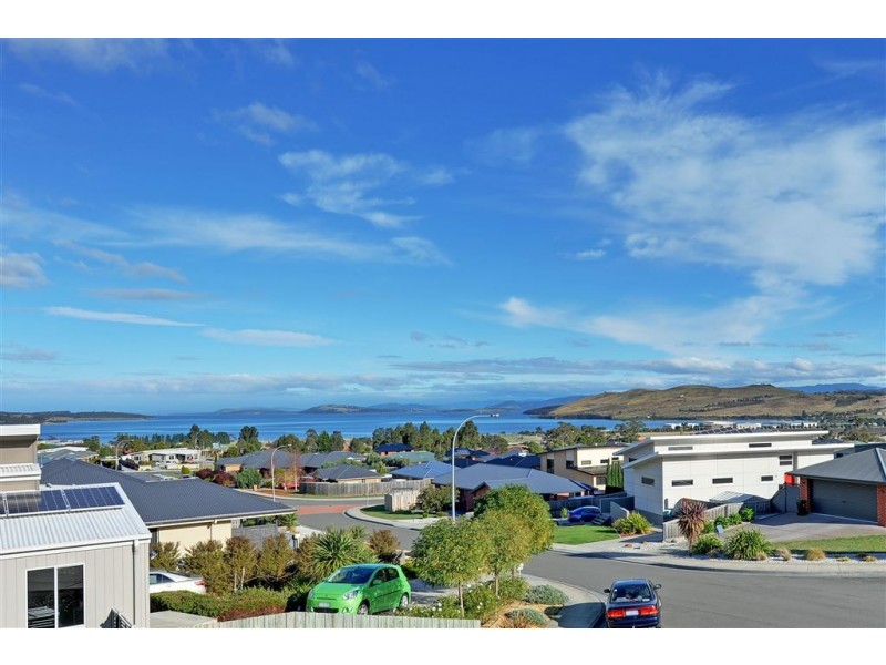 10 Erica Place, Oakdowns TAS 7019