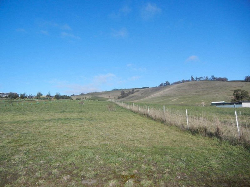 430 Clifton Beach Road, Clifton Beach TAS 7020