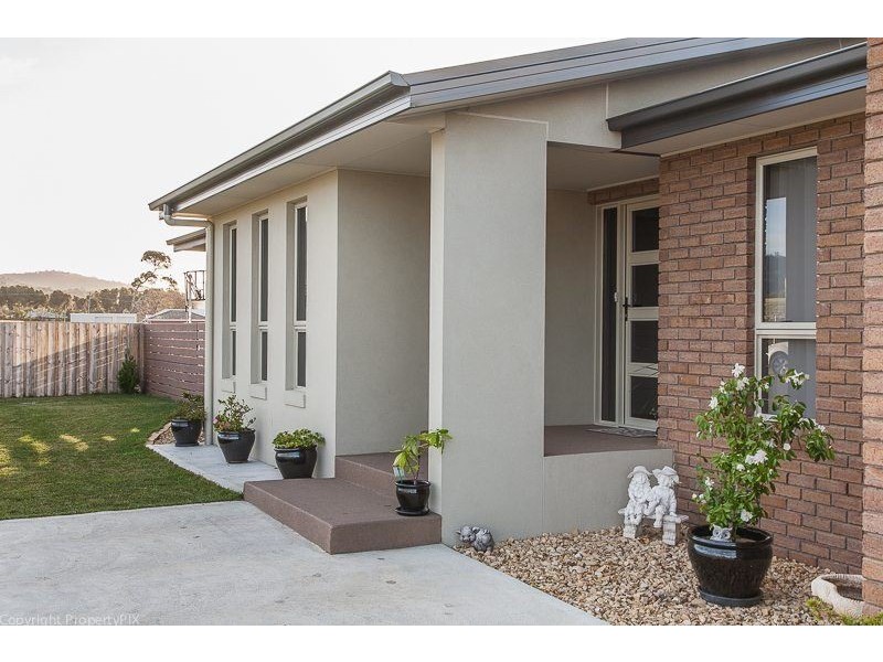 4 Vivalenett Close, Seven Mile Beach TAS 7170