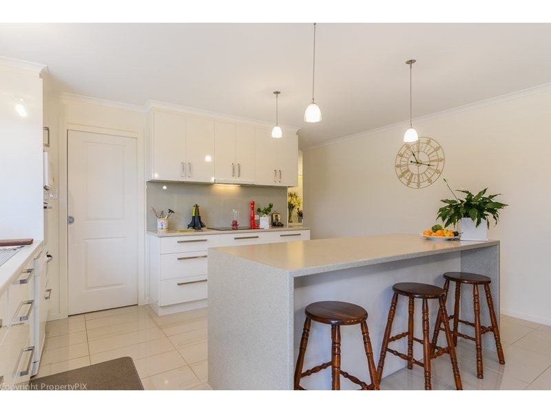 4 Vivalenett Close, Seven Mile Beach TAS 7170