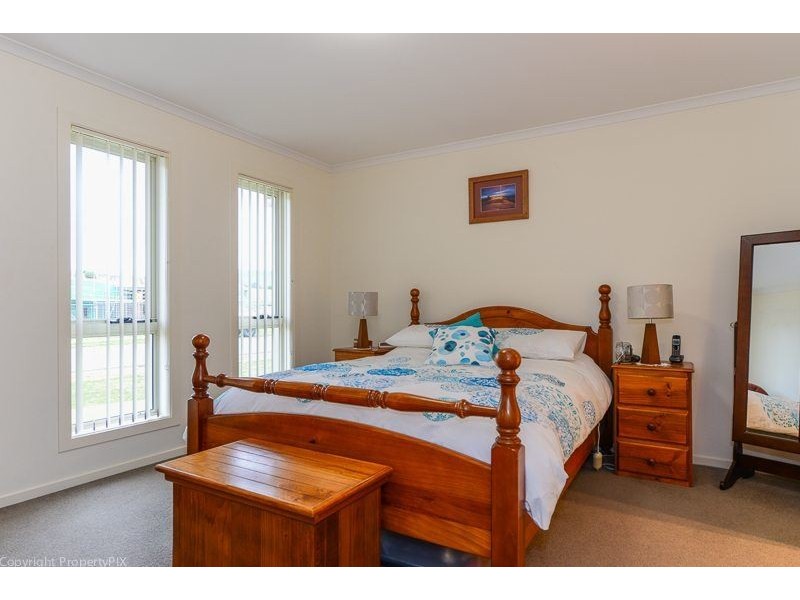 4 Vivalenett Close, Seven Mile Beach TAS 7170