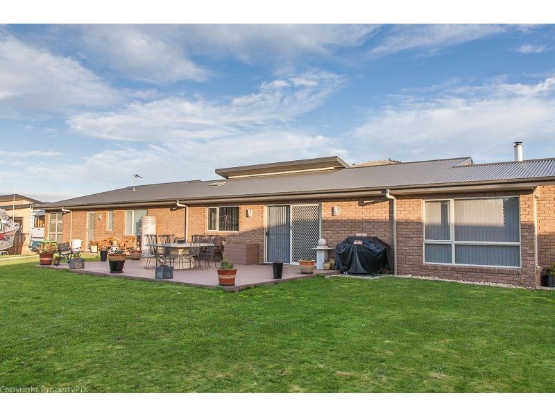 4 Vivalenett Close, Seven Mile Beach TAS 7170