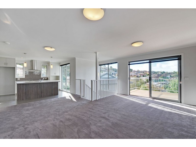 2/53 Hiern Road, Blackmans Bay TAS 7052