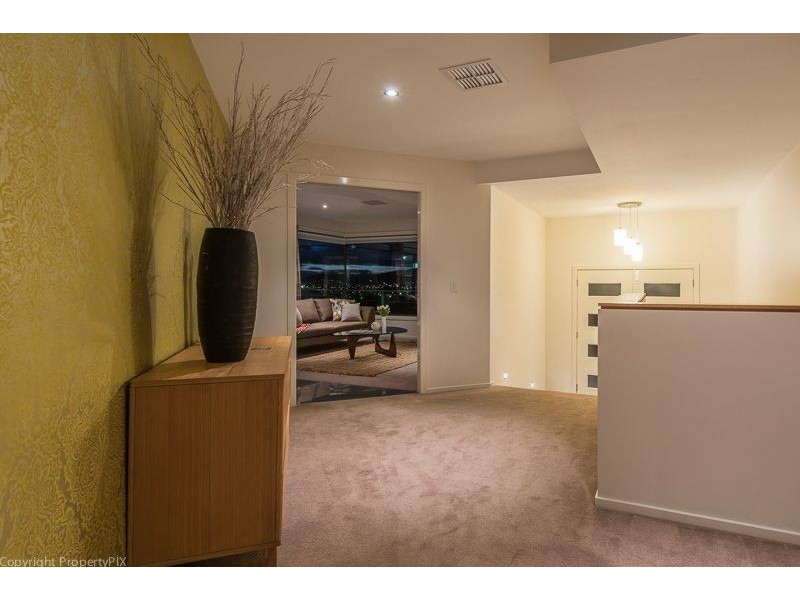 6 Vitesse Court, Tranmere TAS 7018