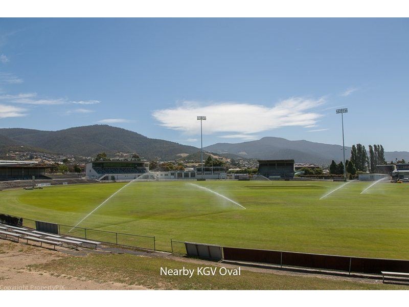 2/8 Constance Avenue, Glenorchy TAS 7010