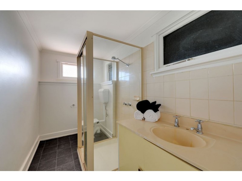 1 & 2/7 Timsbury Road, Glenorchy TAS 7010
