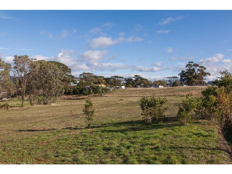 18 Daman Court, Cremorne TAS 7024
