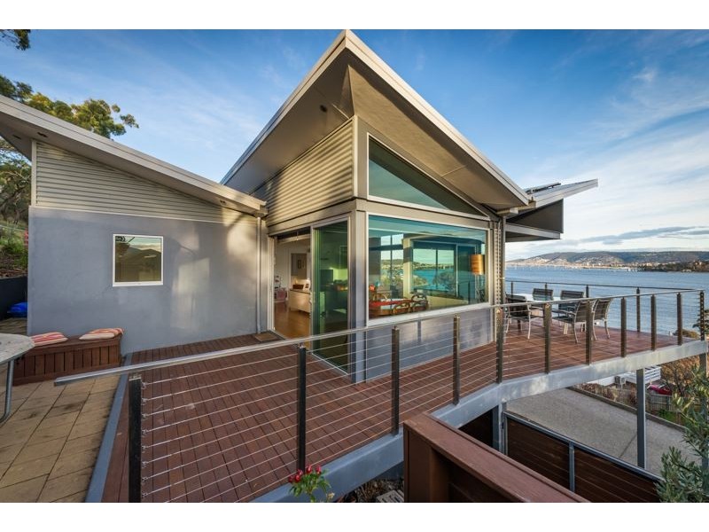 140B Derwent Avenue, Lindisfarne TAS 7015