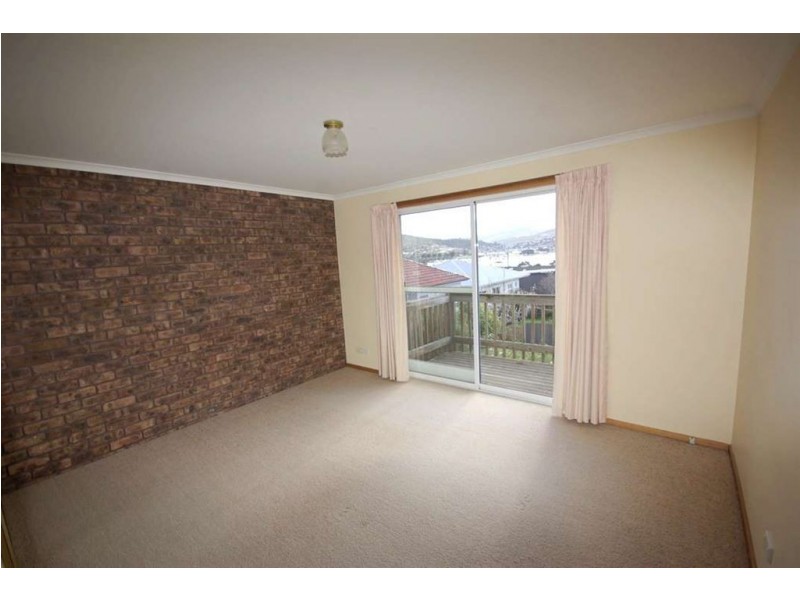 3/38 Topham Street, Rose Bay TAS 7015