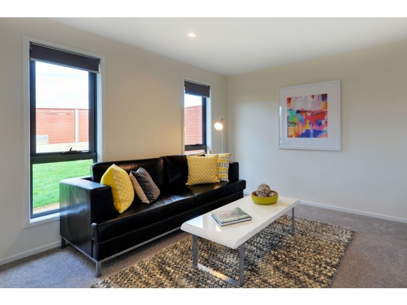 7 Threxton Way, Howrah TAS 7018