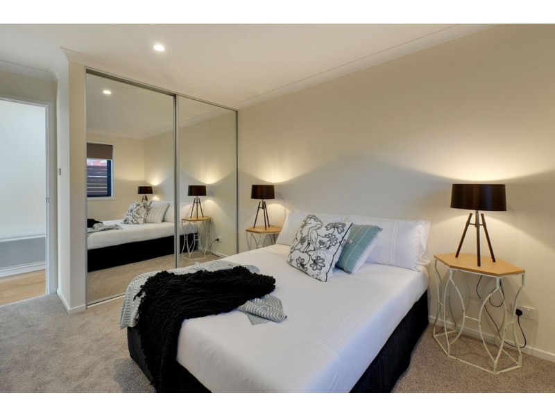 7 Threxton Way, Howrah TAS 7018