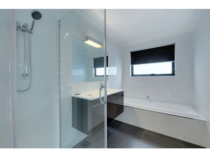 7 Threxton Way, Howrah TAS 7018