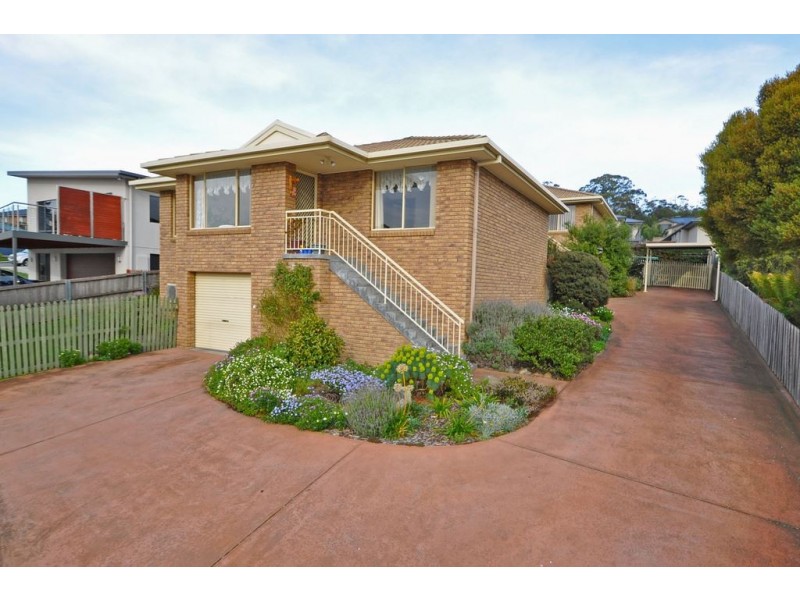 1/33 Buckingham Drive, Howrah TAS 7018