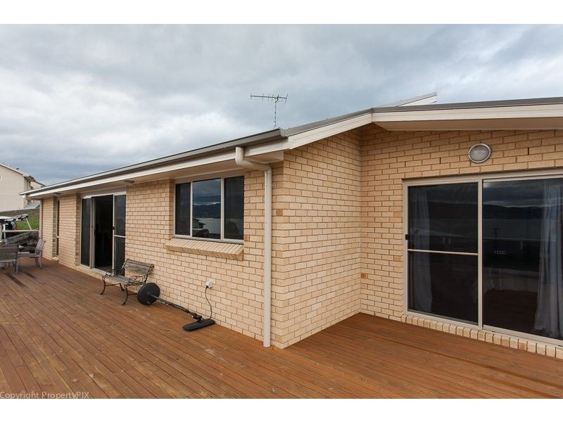 51 Spinnaker Crescent, Tranmere TAS 7018