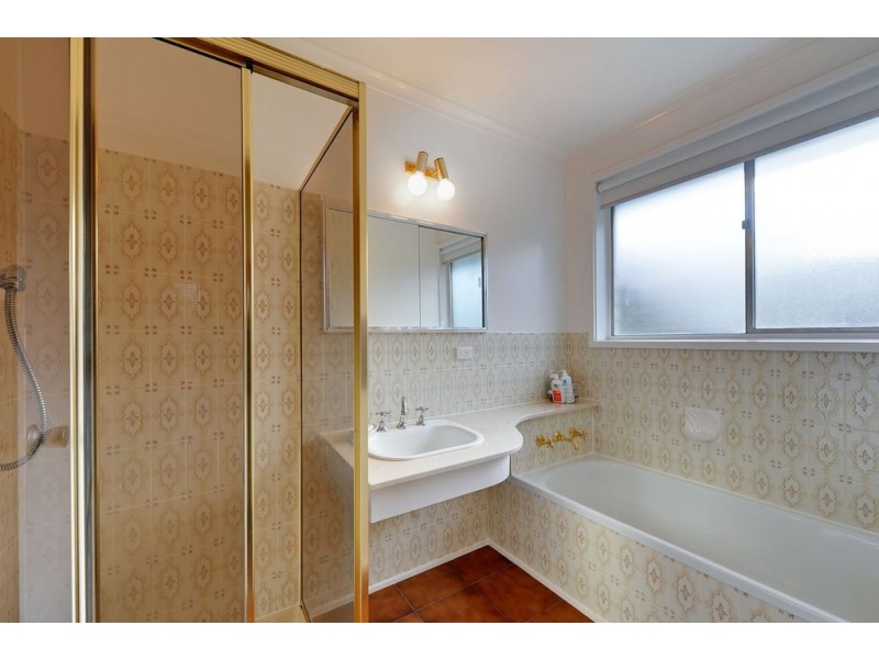 5 Carrum Close, Howrah TAS 7018