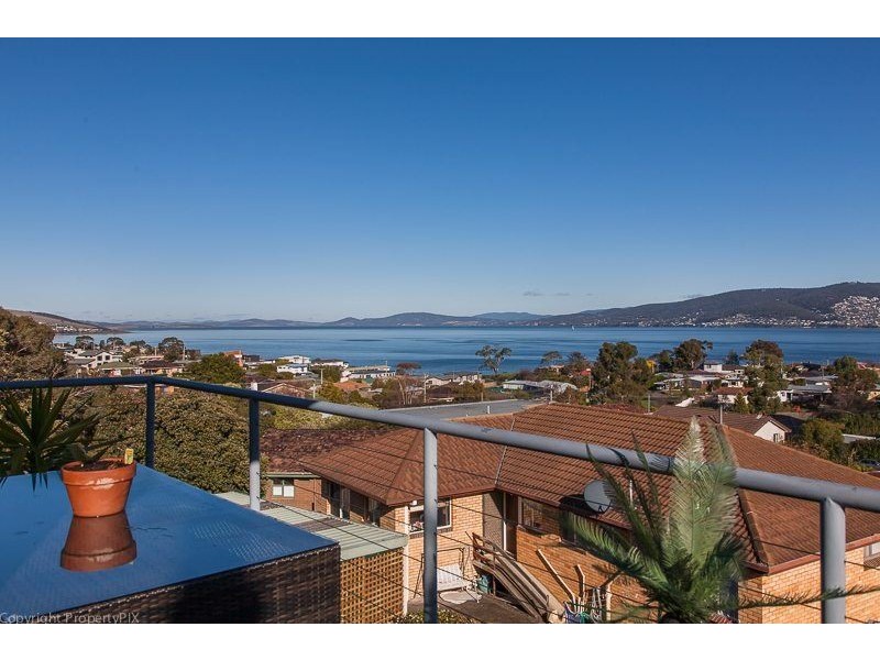 483 Oceana Drive, Howrah TAS 7018