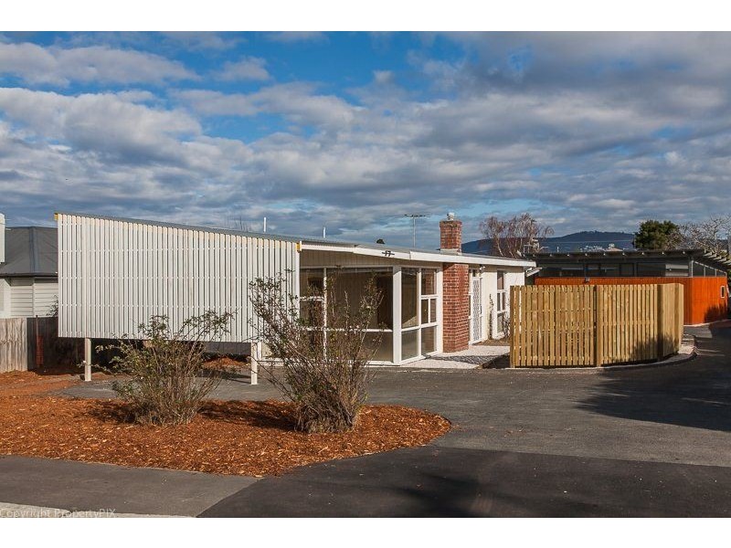 1/17 Tranmere Road, Howrah TAS 7018