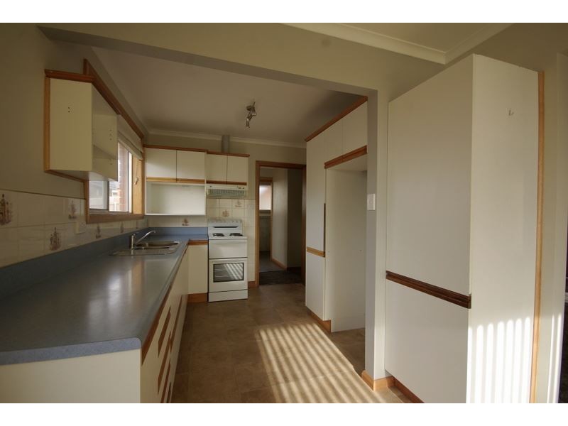 26 McKinly Street, Midway Point TAS 7171