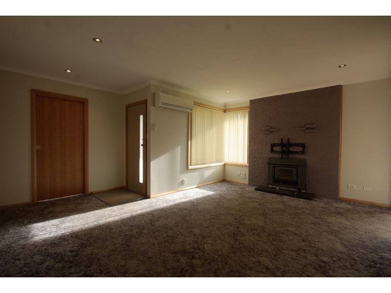 26 McKinly Street, Midway Point TAS 7171