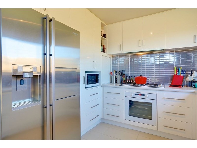 2/16 Skala Road, Tranmere TAS 7018